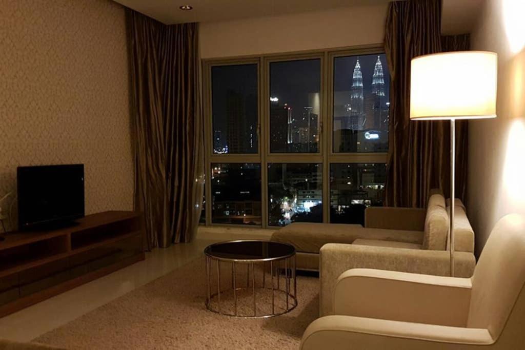 Klcc Regalia Suites Infinity Pool Kuala Lumpur Buitenkant foto