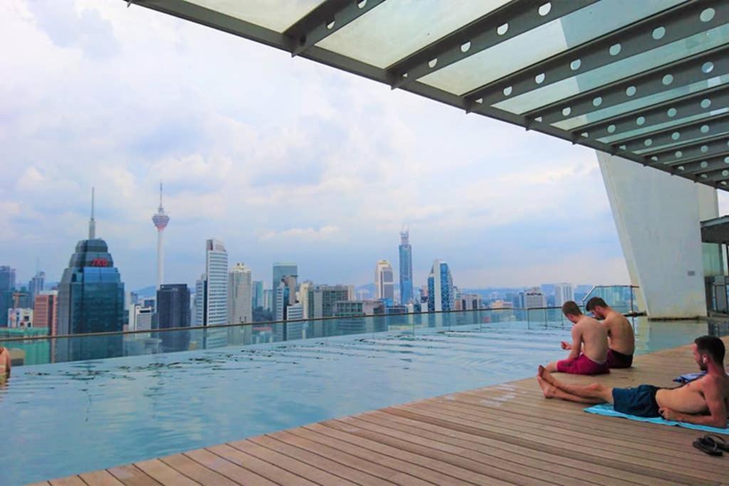 Klcc Regalia Suites Infinity Pool Kuala Lumpur Buitenkant foto