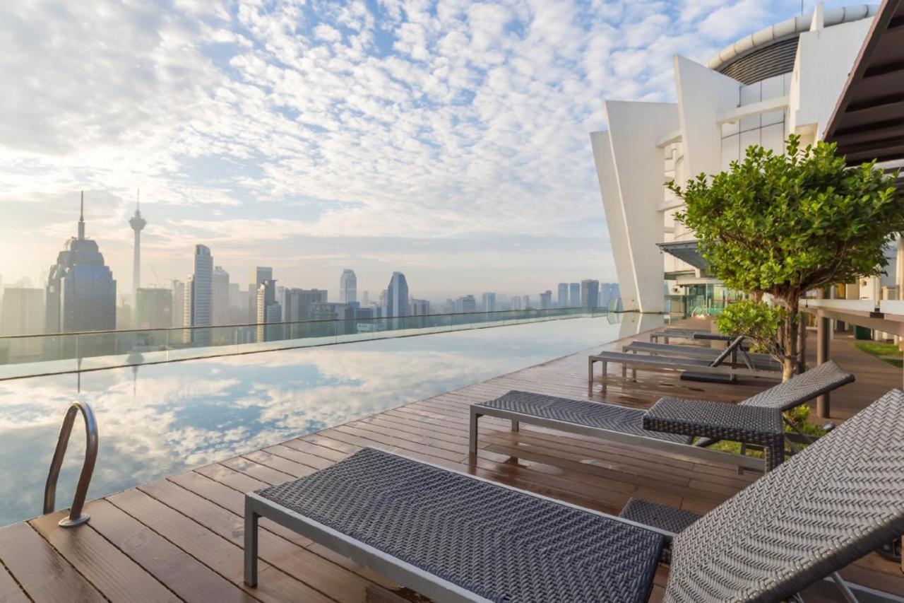 Klcc Regalia Suites Infinity Pool Kuala Lumpur Buitenkant foto